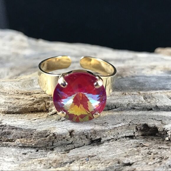 Handcrafted sparkly ring made with Swarovski crystal adjustable fit - Picture 2 of 5